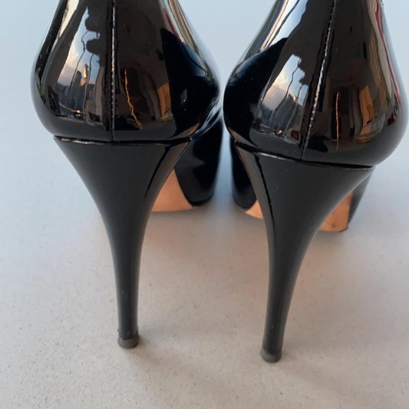Brian Atwood Black Pump - Picture 2 of 3